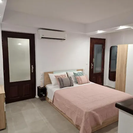 Appartamento Το Στενάκι Città di Skiathos Esterno foto