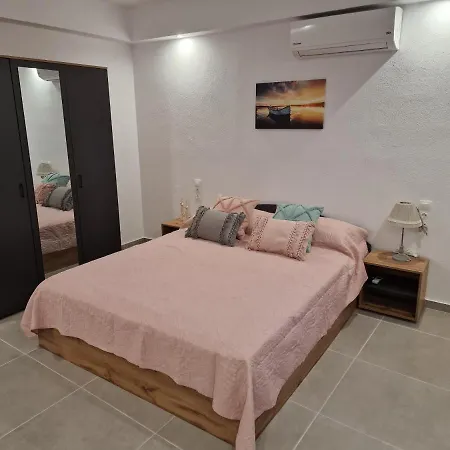 Appartamento Το Στενάκι Città di Skiathos Esterno foto